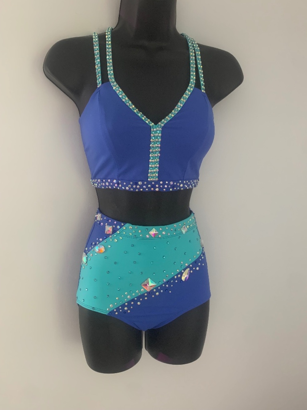 XS Stone Embellished Dance Costume: Two-Piece Acro Jazz Audition Set - Picture 1 of 7